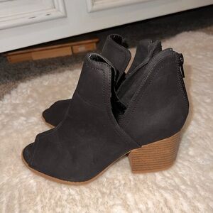 Black Peep Toe Ankle Booties with Block Heel